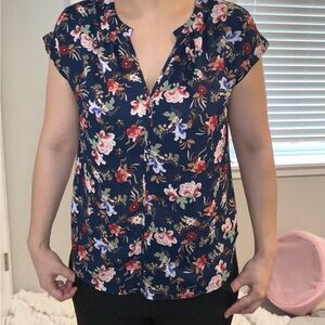 Philosophy Navy Floral Cap Sleeve V-Neck Blouse